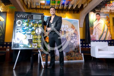 Carlos Rivera con Vida