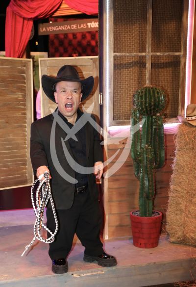 Carlitos el Productor en VixMicro