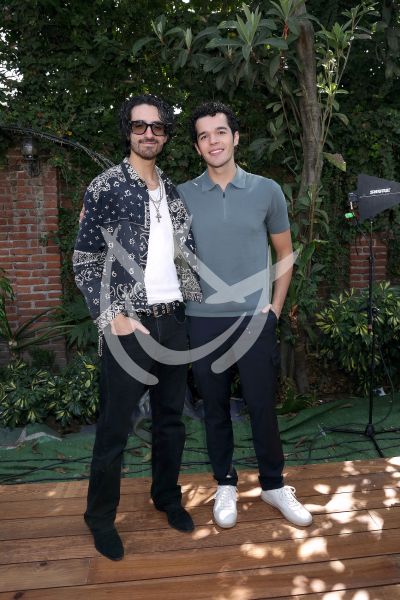 Sebastián Poza y Eduardo Zucchi con Luna