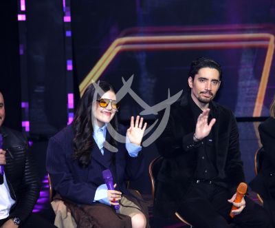 Alex y Camila Fernández y más en Juego de Voces