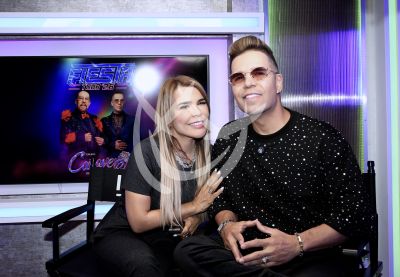 Emir Pabón y esposa