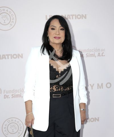 Suzette Quintanilla con Con Cora