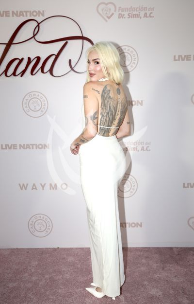 Elena Rose con Con Cora