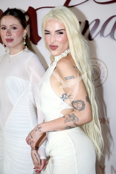 Elena Rose con Con Cora