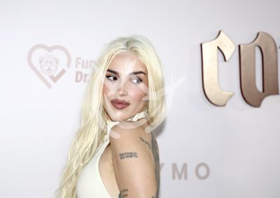 Elena Rose con Con Cora