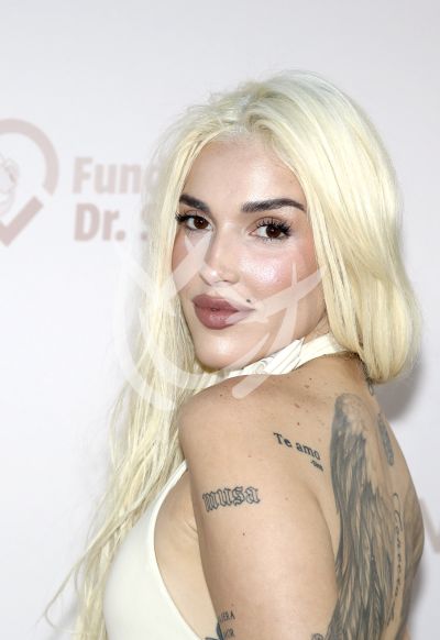 Elena Rose con Con Cora