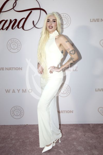 Elena Rose con Con Cora