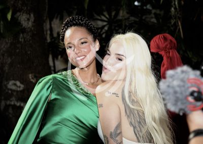 Elena Rose con Con Cora