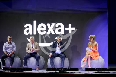 Vanessa con Un Solo Corazón