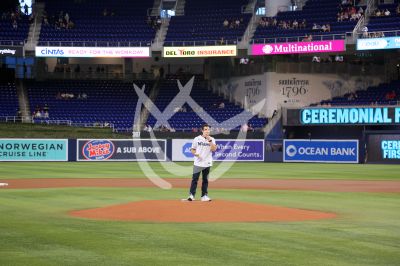 Jon Ecker ¡playball!