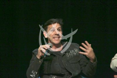 Sergio Ochoa presenta Los Marihuanólogos