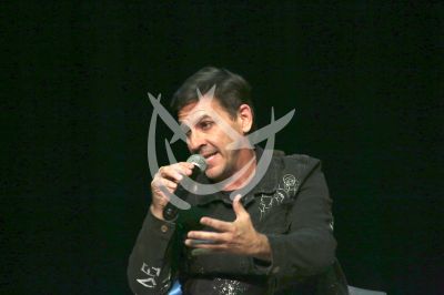 Sergio Ochoa presenta Los Marihuanólogos