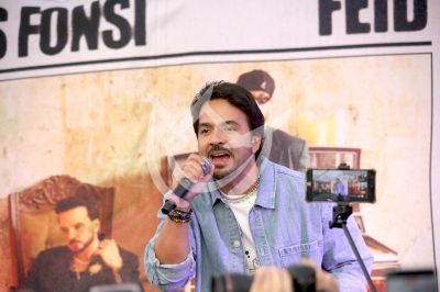 Fonsi de sencillo y cumple en Mx