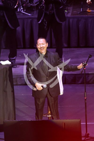 Julio Preciado es Para Siempre en el Auditorio