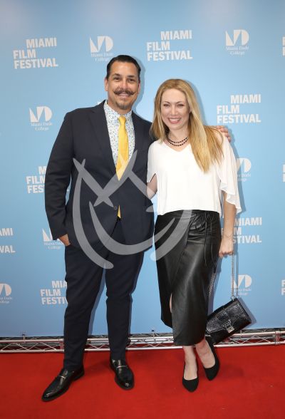 Gonzalo Mejía y Carolina por la Vida