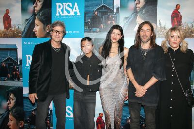 Risa y la Cabina del Viento, elenco