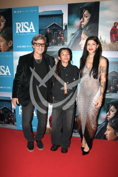 Risa y la Cabina del Viento, elenco