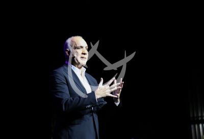 Ronald Day con El Poder