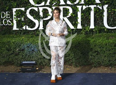 Dolores Fonzi con Espíritus