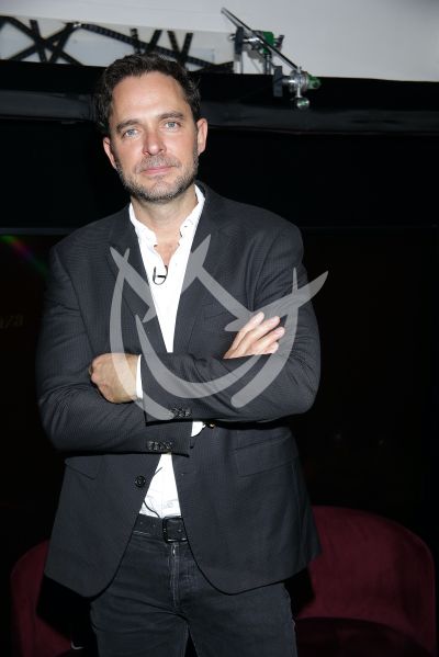 Manolo Cardona es un Sinvergüenza