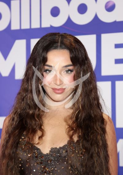 Lola Indigo con BMLM