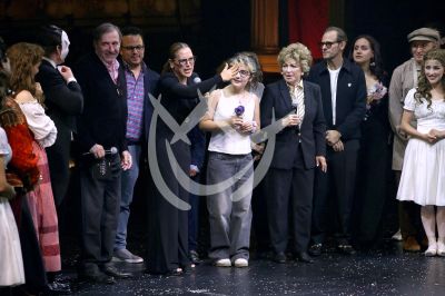 Angélica Vale e hijos con El Fantasma