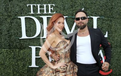 Zuleyka Rivera y DJ Luján con The Devil