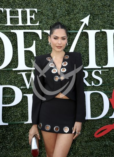 Andrea Meza con The Devil