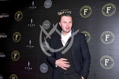 Michael C Pit a la Pelea