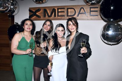 Galilea Montijo y Bárbara de Regil al spa