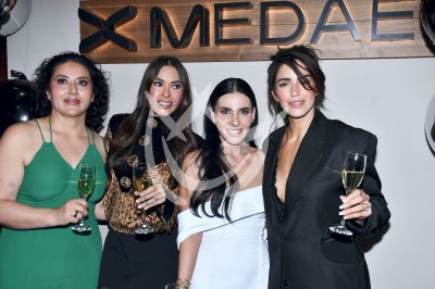 Galilea Montijo y Bárbara de Regil al spa