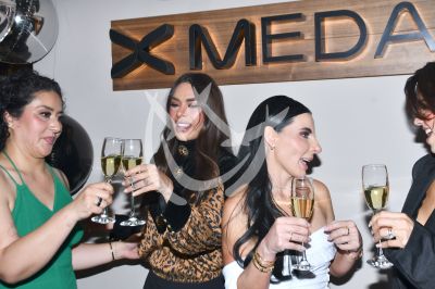 Galilea Montijo y Bárbara de Regil al spa