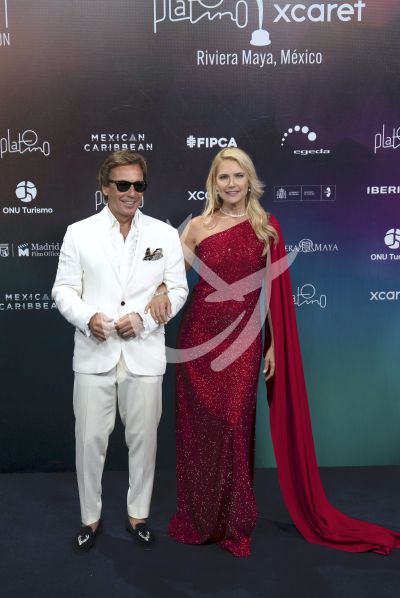 Valeria Mazza y Alejandro Gravier en los Platino