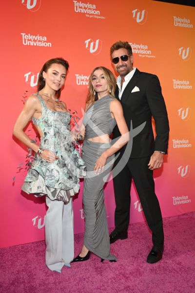 Angelique Boyer, Sofía Castro y Gabriel Soto en upfront