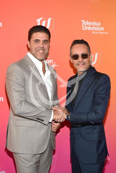 Ignacio Meyer y Marc Anthony en upfront