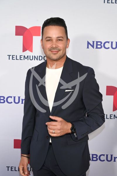 Carlos Robles en upfront