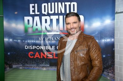 Julián Gil ya juega El Quinto Partido