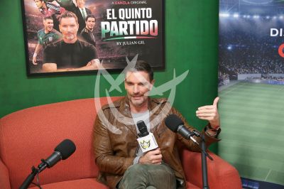 Julián Gil ya juega El Quinto Partido
