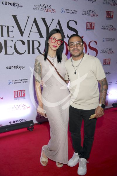 Luis Fernando Peña y esposa