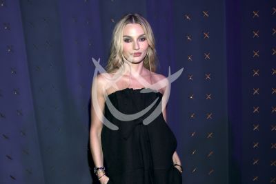 Irina Baeva en Tan Cerca de Ti