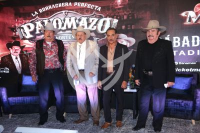 Lalo Mora, Raúl, Eliseo y Rosendo se echan un Palomazo Norteño