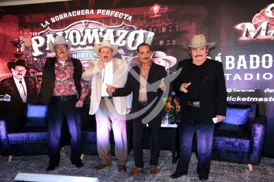 Lalo Mora, Raúl, Eliseo y Rosendo se echan un Palomazo Norteño