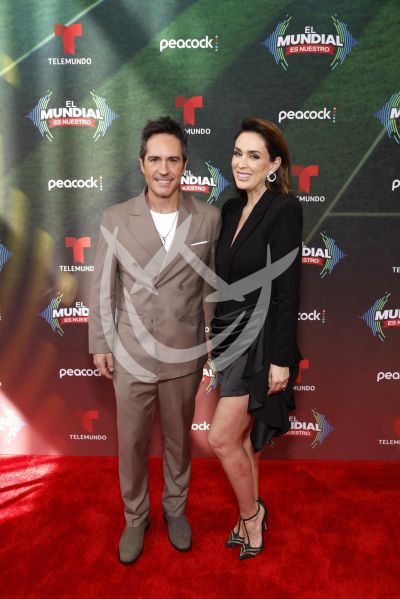 Mauricio Ochmann y Jacqueline Bracamontes es EMEN