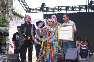 Verónica Castro es la Reina