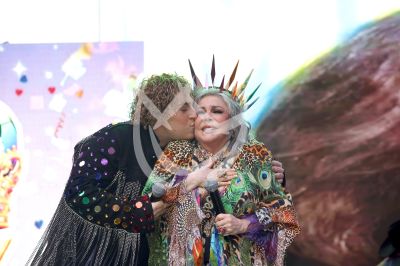 Verónica Castro es la Reina