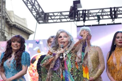 Verónica Castro es la Reina