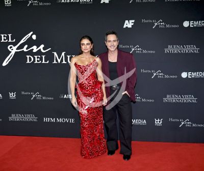 Aislinn Derbez y Mauricio Ochmann Hasta el Fin