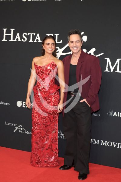 Aislinn Derbez y Mauricio Ochmann Hasta el Fin
