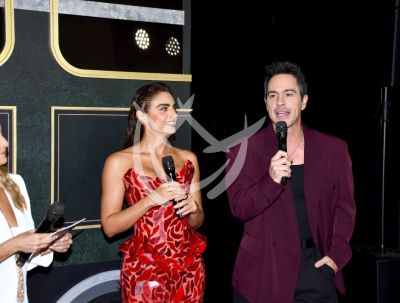 Aislinn Derbez y Mauricio Ochmann Hasta el Fin
