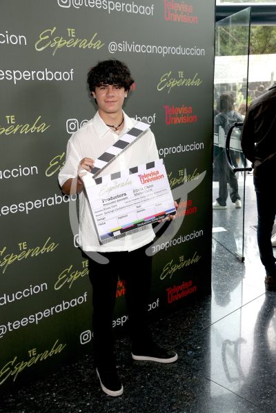 Emiliano Islas hace click